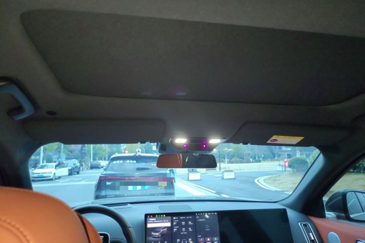 Used Li Auto L8 2023 Pro Model
