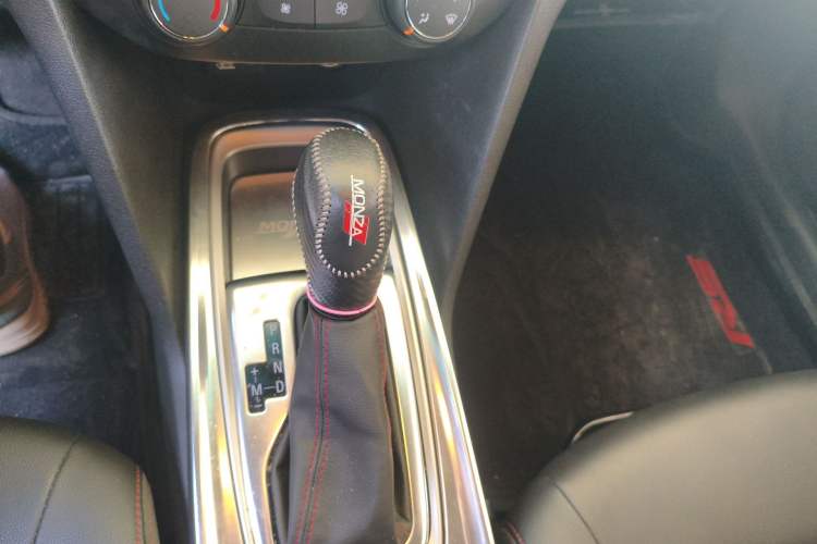 Used Chevrolet Monza 2019 RS 330T Automatic Comfort Edition China VI Standard Gear Lever