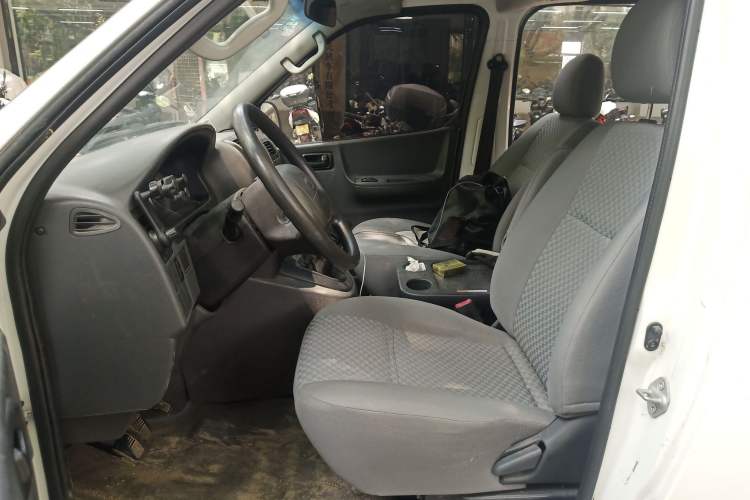 Used Jinbei Grace 2016 2.0L Express Utility Model
