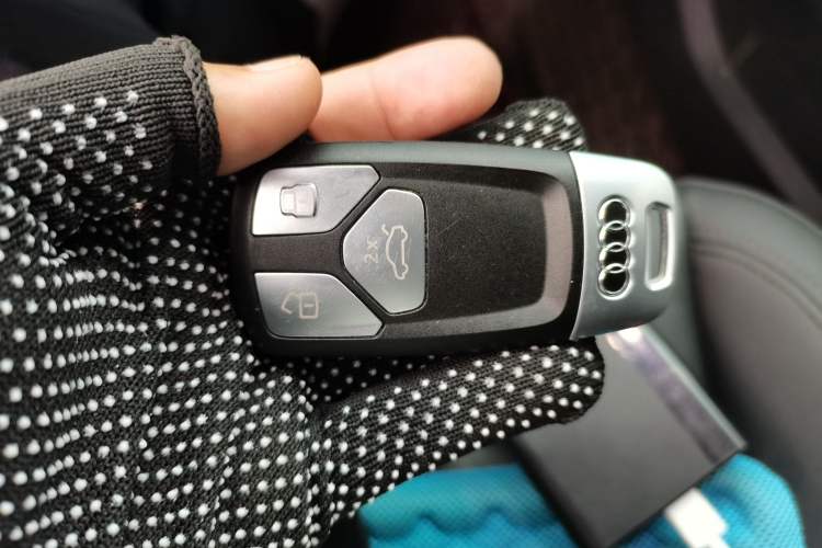 Used Audi A4 2021 allroad quattro Explorer Vehicle Key