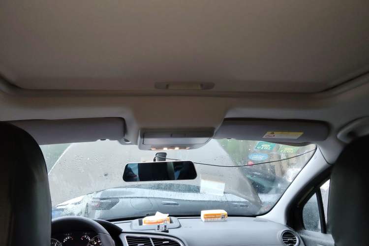 Used Peugeot 3008 2015 2.0L Manual Classic Edition Headliner