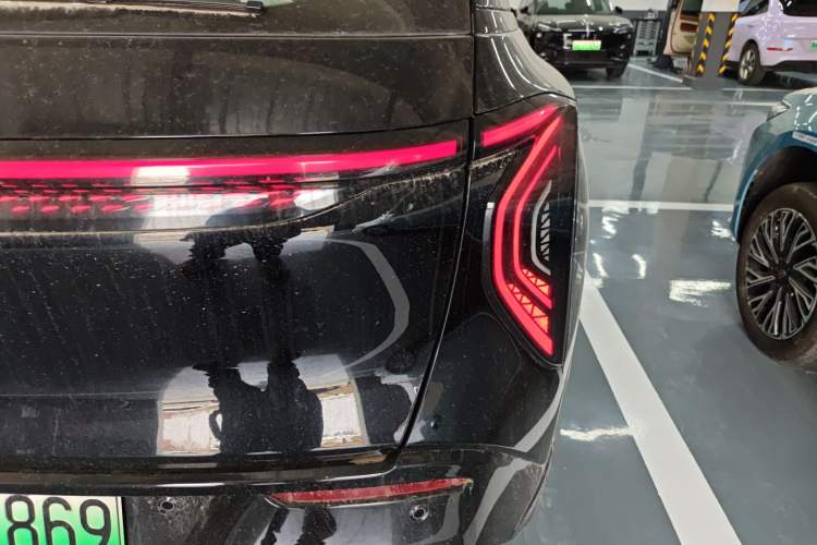 Used Hongqi Tiangong 08 2025 680 Ultra Four-Wheel-Drive Version Exterior 3