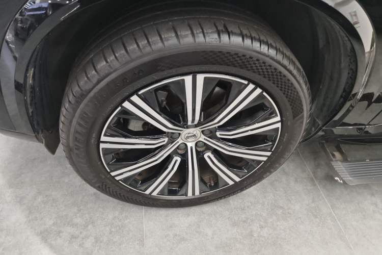 Used Volvo XC90 2023 B5 SmartDrive Luxury Edition 7 Seats