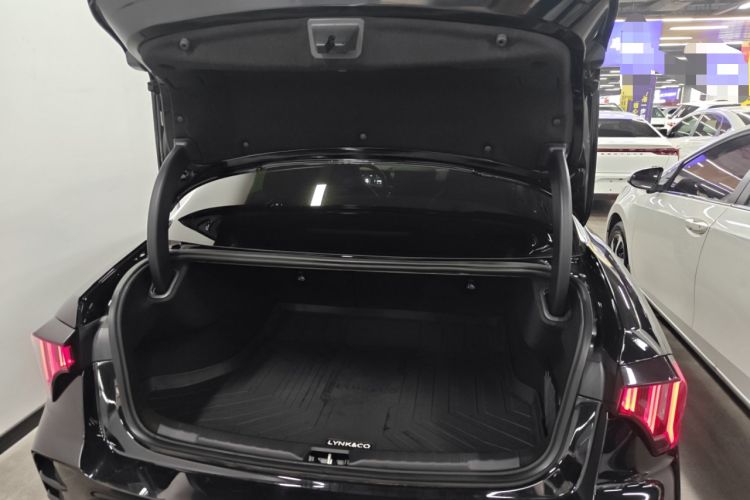 Used Lynk & Co 03 2023 1.5TD DCT JingPro
