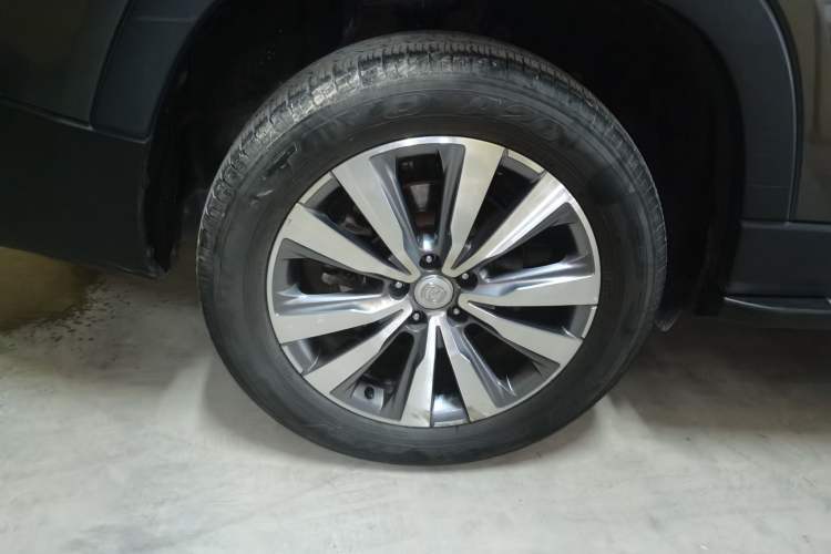 Used Changan CS95 2017 2.0T Four-Wheel Drive SmartDrive Edition
