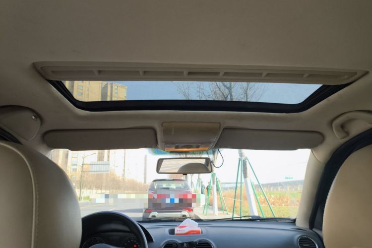 Used Volkswagen Lavida 2011 1.6L Manual - Premium Edition Headliner