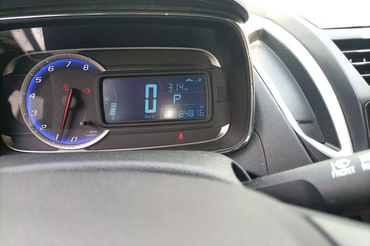 Used Chevrolet Trax 2016 1.4T Automatic Two-Wheel Drive Comfort Version with Sunroof
