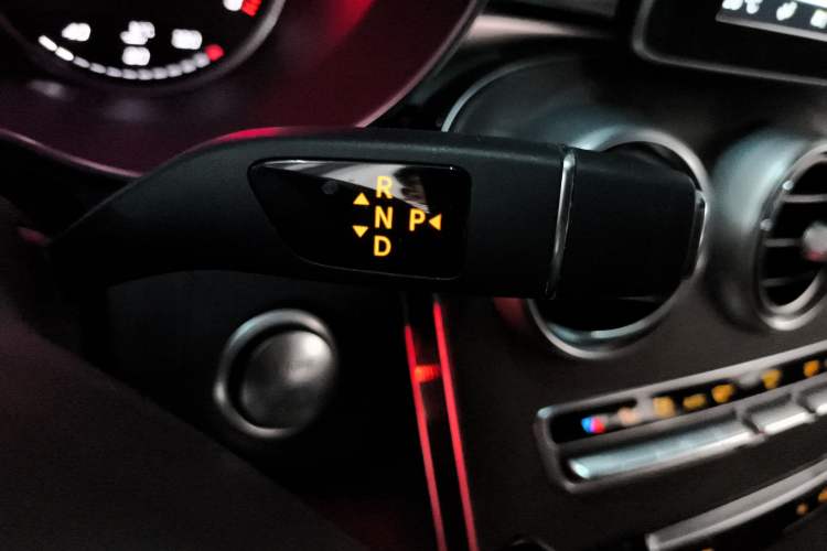 Used Mercedes-Benz GLC 2016 GLC 300 4MATIC Dynamic Model