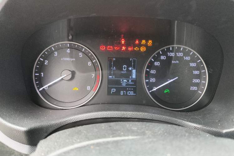 Used Hyundai ix25 2015 1.6L Automatic Two-Wheel Drive Smart GLS Trim