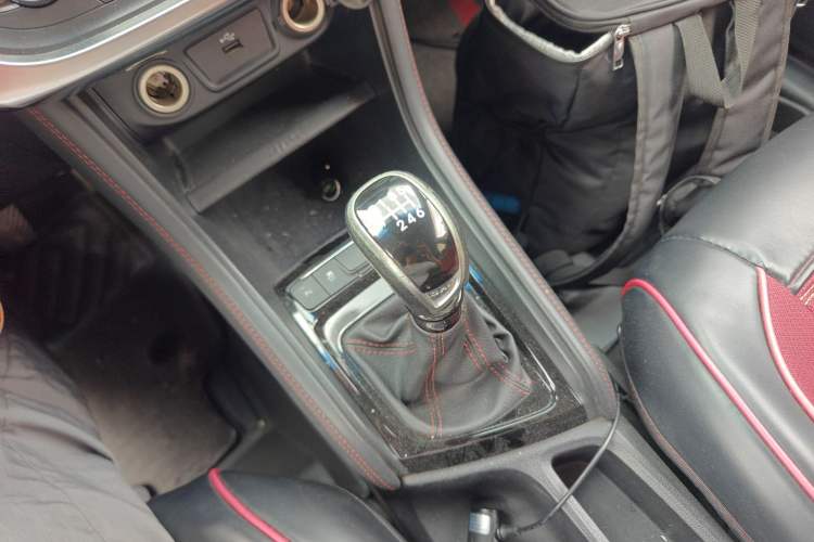 Used JAC Group Refine S3 2017 1.6L Manual Luxury Smart Model