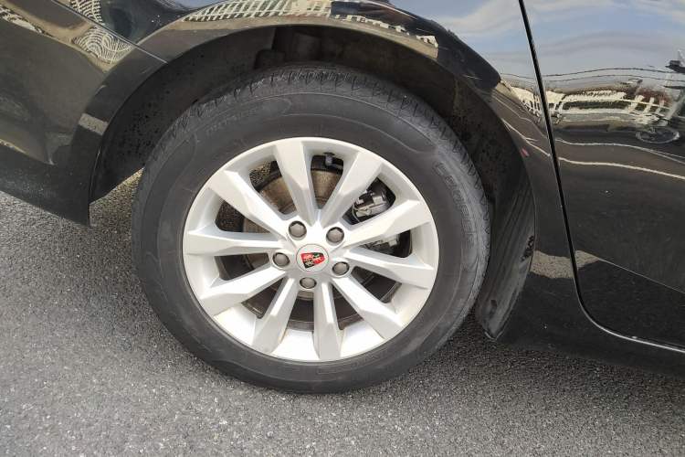 Used Roewe i6 2017 20T Automatic Flagship Edition
