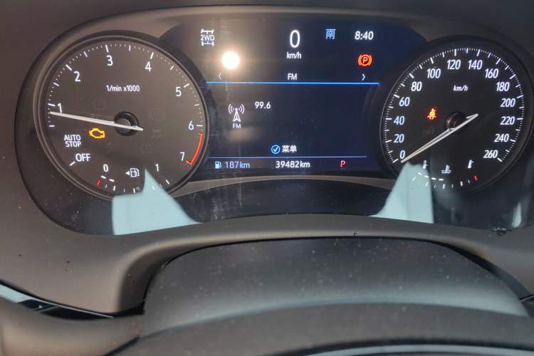 Used Buick Enclave 2020 28T Four-Wheel Drive Luxury Flagship Edition Odometer Close Up