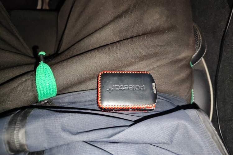 Used Volvo XC60 2019 T5 4x4 Zhiyuan Sport Edition China V Standard Vehicle Key