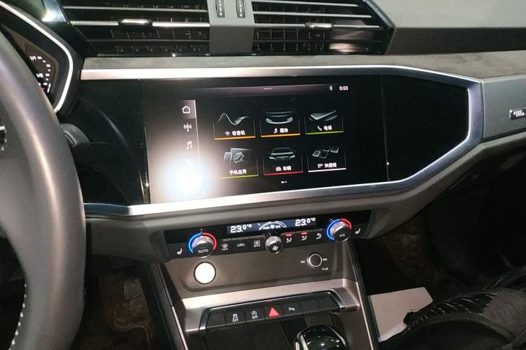 Used Audi Q3 2020 35 TFSI Fashion Dynamic Model