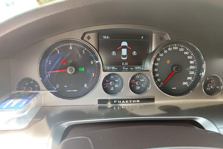 Used Volkswagen Phaeton 2012 3.0L Executive Version