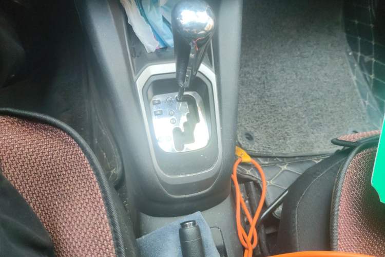 Used Citroen Elysee 2015 Qishang Edition 1.6L Automatic Fashion Model