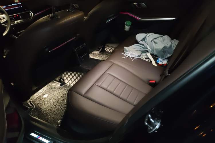 Used BMW 3 Series 2020 325Li M Sport Package Interior 4