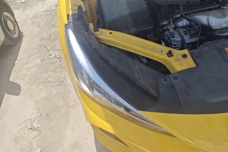 Used MG 5 2021 180 DVVT CVT Youth Luxury Edition Right Front Headlight