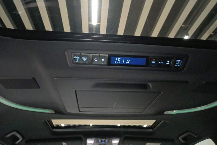 Used Toyota Vellfire 2021 Crown Dual-Engine 2.5L HV Prestige Edition