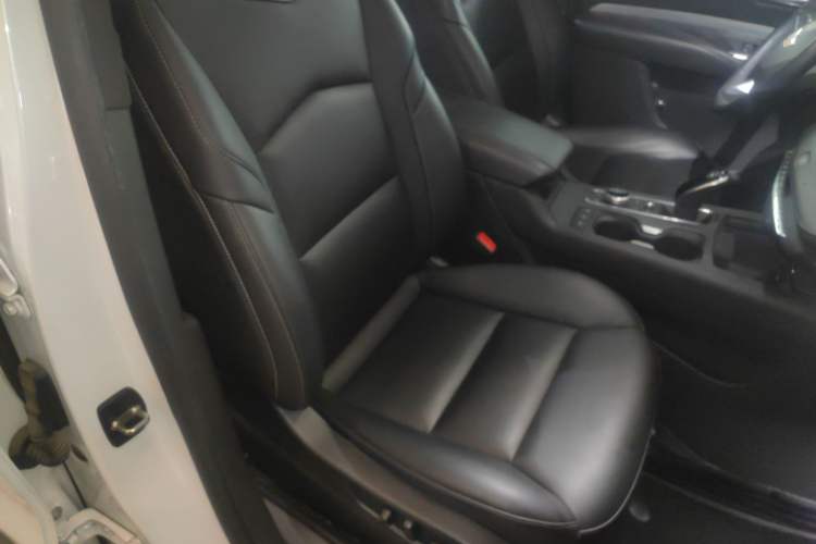 Used Cadillac XT4 2021 28T Two-Wheel Drive Luxury Version