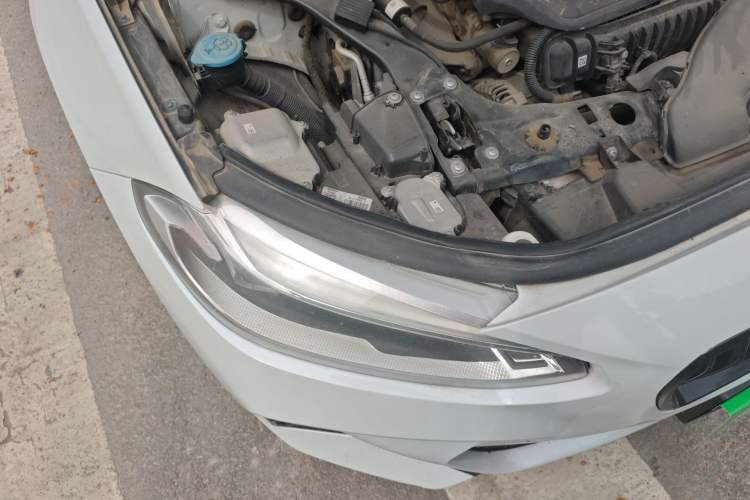 Used BMW 1 Series 2019 118i M Sport Package Right Front Headlight