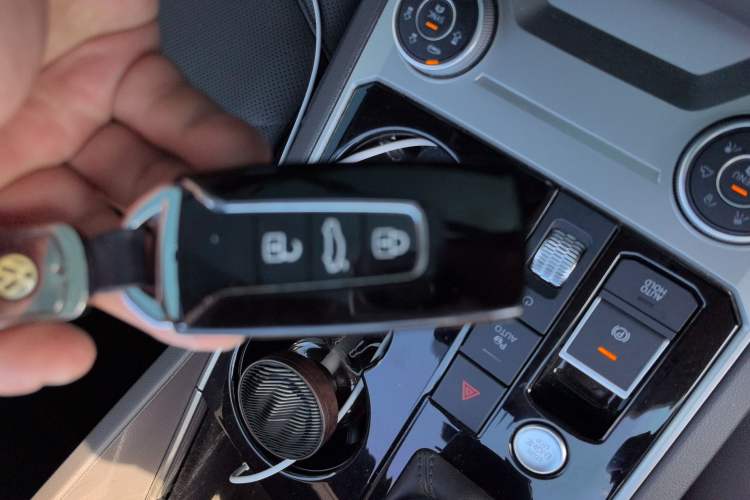 Used Volkswagen Touareg 2021 3.0 TSI Luxury Edition Black Diamond Sport Package