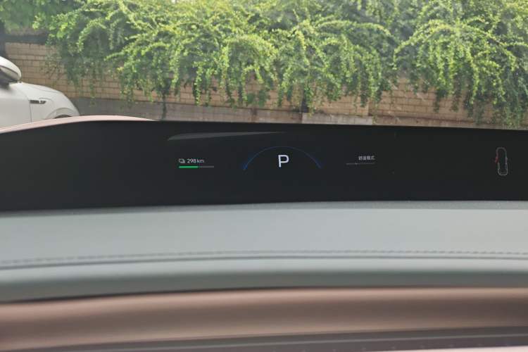 Used Xiaomi Auto YU7 2025 Ultra-Long Range All-Wheel Drive Pro Version