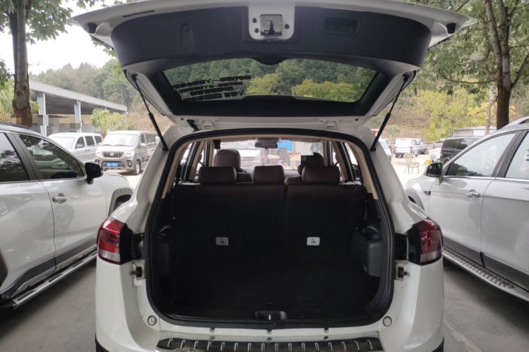 Used Yema T70 2016 Upgraded Model 1.5T Manual Luxury Version
