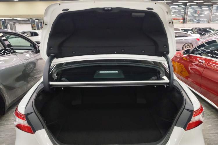 Used Toyota Camry 2022 2.0GVP Premier Edition