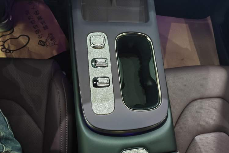 Used Xiaomi Auto SU7 2024 Rear-Drive Standard Founder Edition Gear Lever