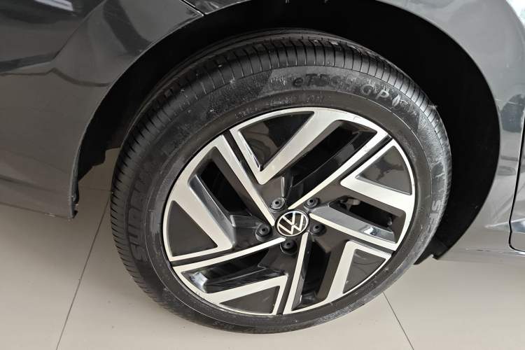 Used Volkswagen Sagitar 2023 200TSI DSG Excellence Edition

