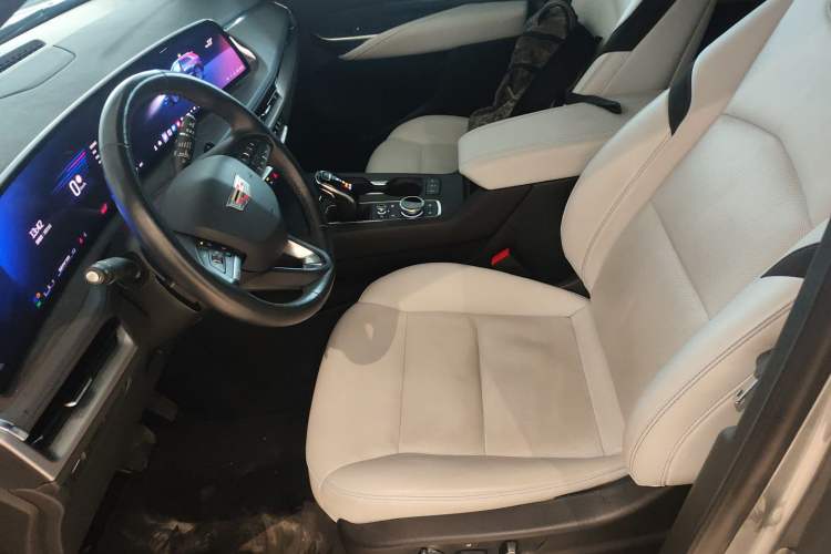 Used Cadillac XT4 2024 28T Two-Wheel-Drive Prestige Version Left Front Seat