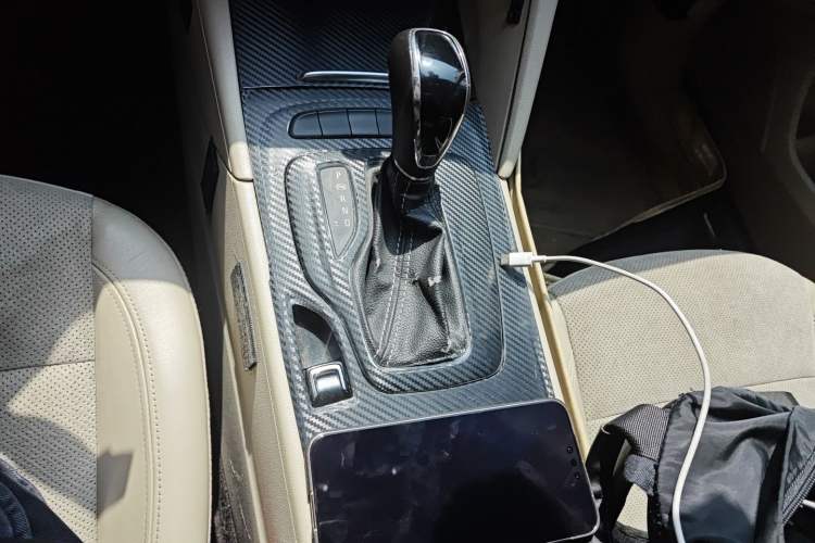 Used Buick Regal 2017 30H Luxury Version Gear Lever