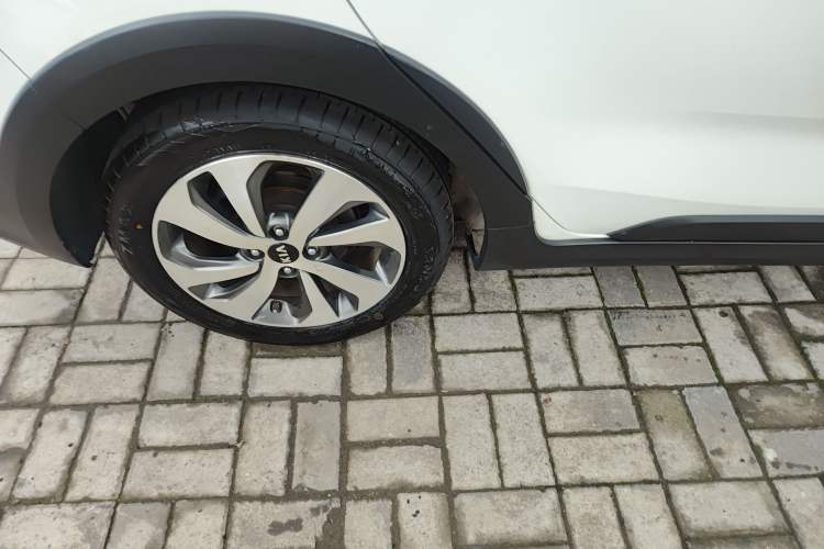 Used Kia KX Cross 2018 1.6L Automatic Dynamic Sunroof Version
