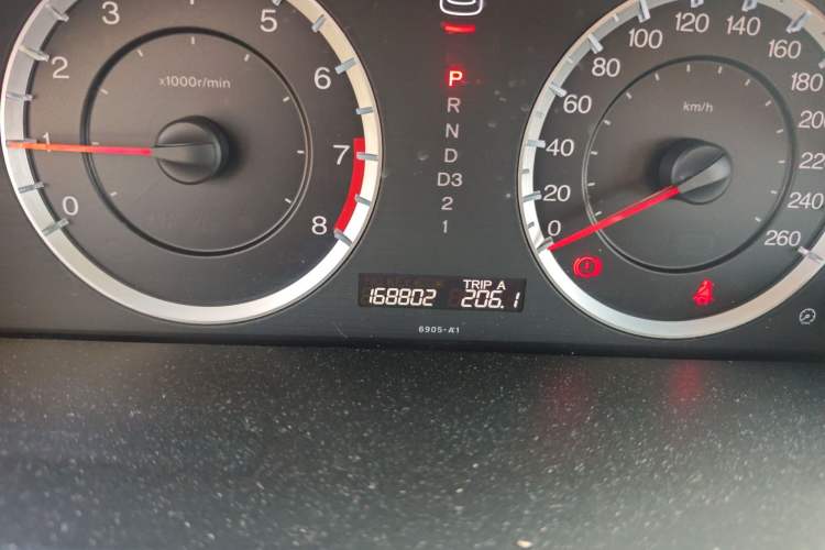 Used Honda Accord 2010 2.4L LX Odometer Close Up