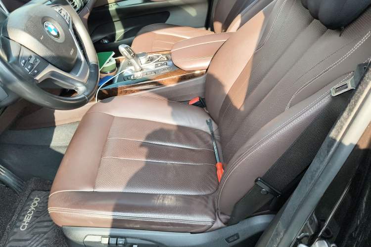 Used BMW X5 2017 xDrive28i
