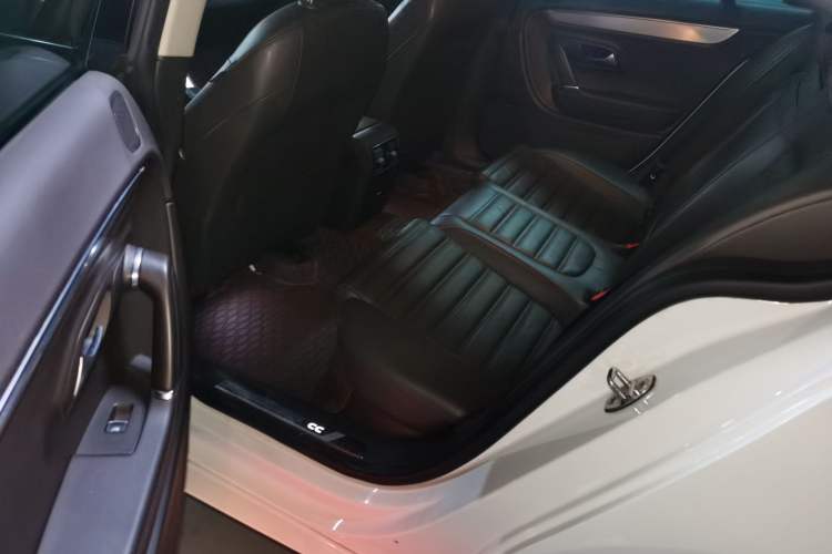 Used Volkswagen FAW-Volkswagen CC 2016 1.8TSI Luxury Model
