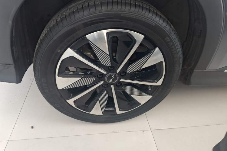 Used BYD Song PLUS New Energy 2025 DM-i Smart Drive 112KM Prestige Model
