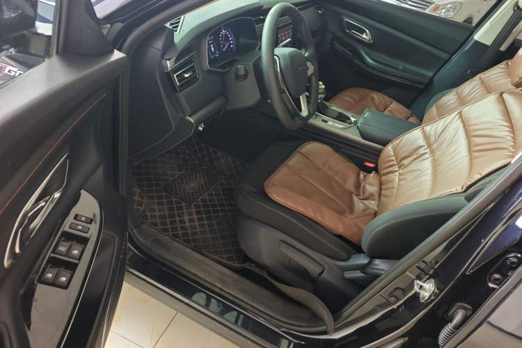 Used CHANGAN OSHAN X7 2020 1.5T Automatic Elite Edition Driver Seat