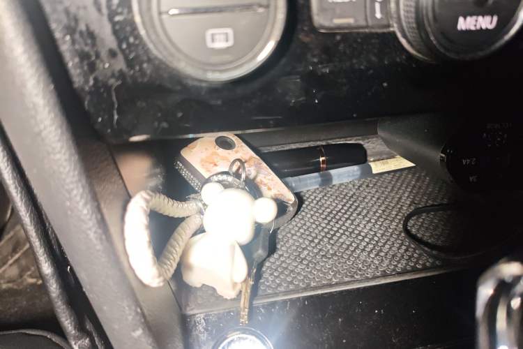 Used Volkswagen Tiguan L 2018 Facelift 330TSI Automatic Two-Wheel Drive Luxury Edition Vehicle Key