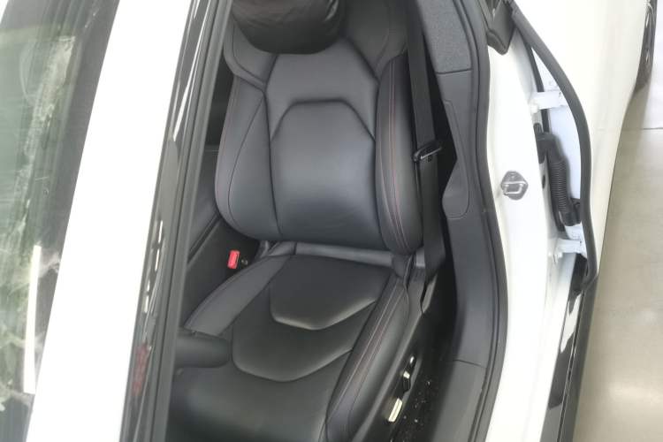 Used Xiaomi Auto SU7 2024 Rear-Drive Long-Range Intelligent Driving Version
