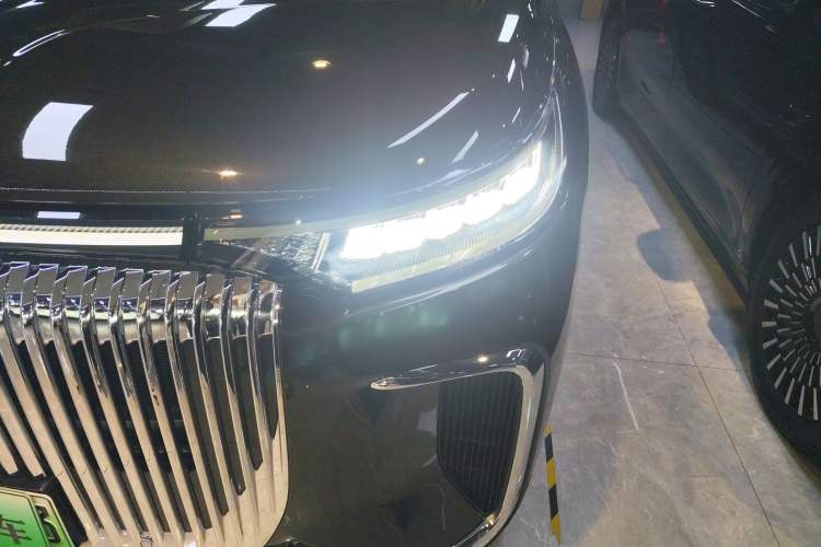 Used VOYAH Dream 2025 PHEV Four-Wheel-Drive Flagship Kunpeng Edition