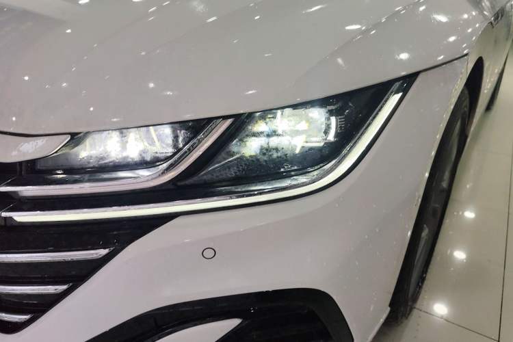 Used Volkswagen FAW-Volkswagen CC 2023 380TSI Striking Edition Left Front Headlight