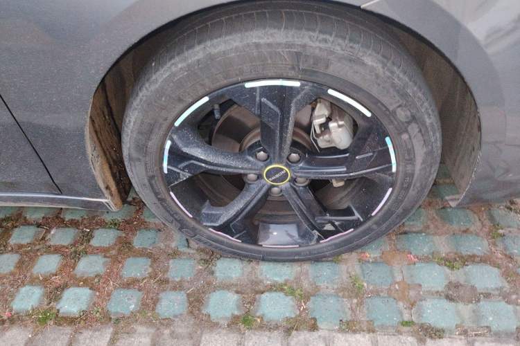 Used Roewe i6 MAX New Energy 2020 1.5T PHEV Sporty Cool Edition
