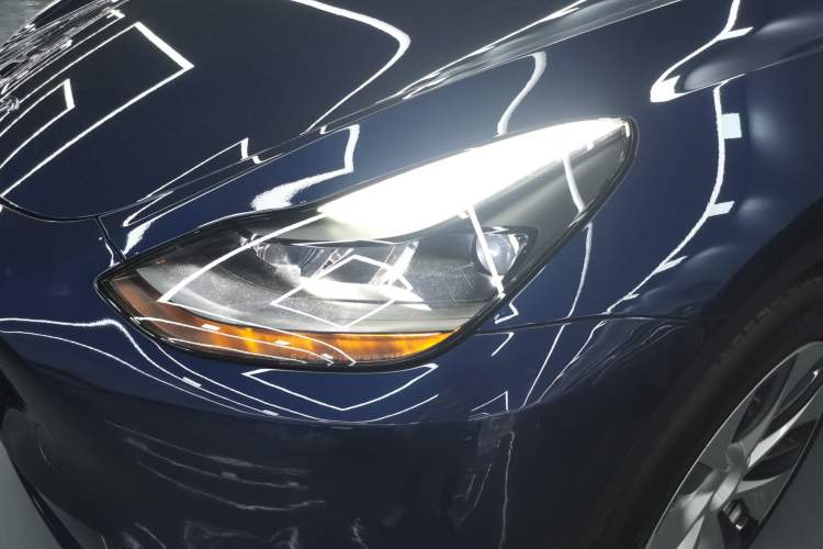 Used Tesla Model Y 2021 Long-Range All-Wheel-Drive Version 3D7