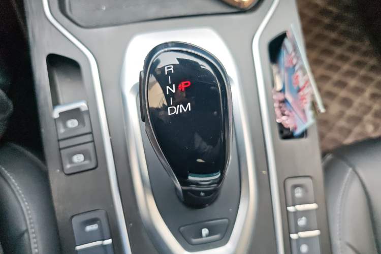 Used Wey VV5 2020 1.5T Two-Wheel Drive Smart Pioneer
