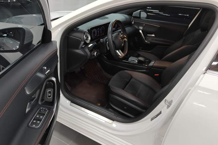 Used Mercedes-Benz A-Class 2024 A 200 L Fashion Model Driver Seat