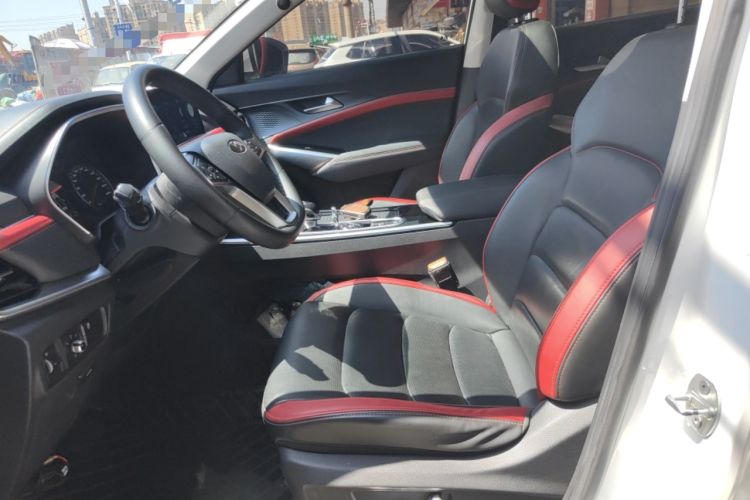 Used SOL X8 2021 300T DCT Leading Smart Connectivity Version 7 Seats Left Front Seat