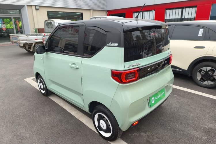 Used Wuling Hongguang MINIEV 2021 Macaron Fashion Model Lithium Iron Phosphate
