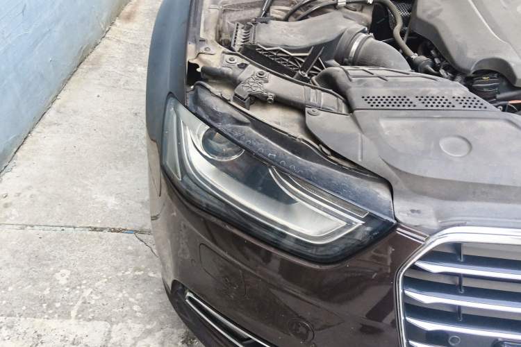 Used Audi A4L 2016 35 TFSI Collector's Edition Automatic Standard Model Right Front Headlight